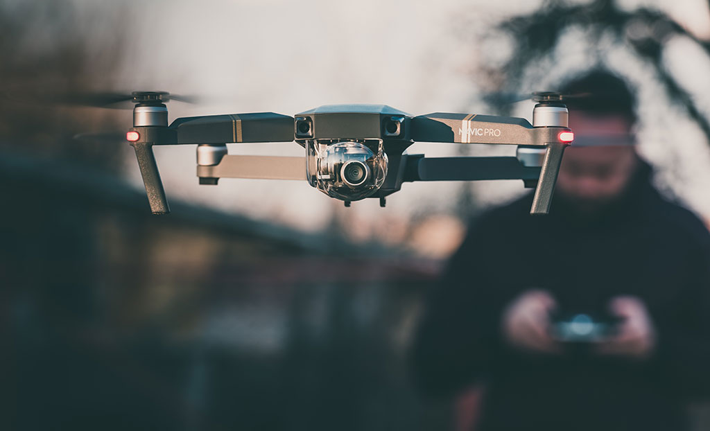 Berikut ini tips pengambilan video dengan drone.