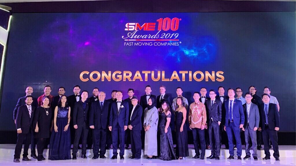 Foto bersama SME Awards 2019 
