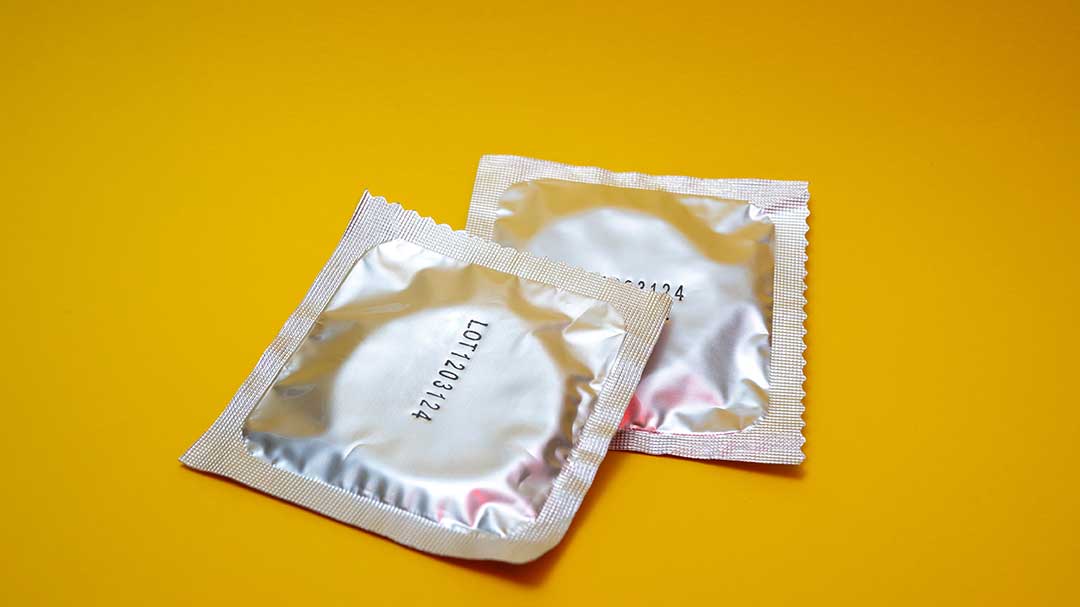 Iklan Kondom Lucu Ini Pasti Menghiburmu!