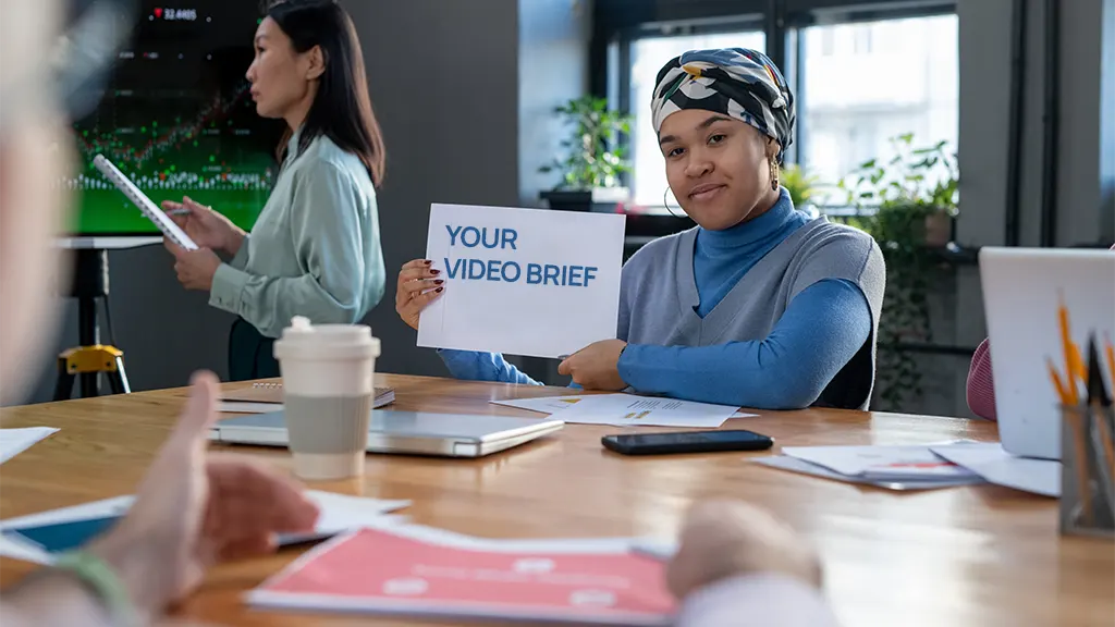 Ini panduan membuat brief video yang efektif