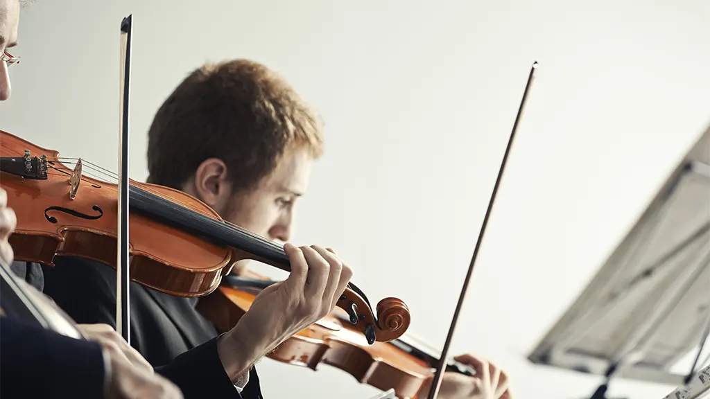 Evolusi music score dalam film.